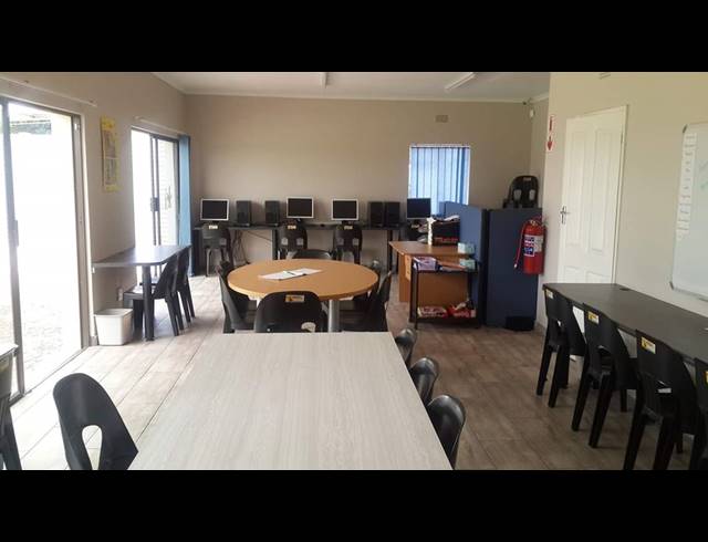 M² BUILDING FOR SALE IN SASOLBURG CENTRAL